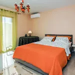 House Laluna
