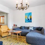 House Laluna Apartment *